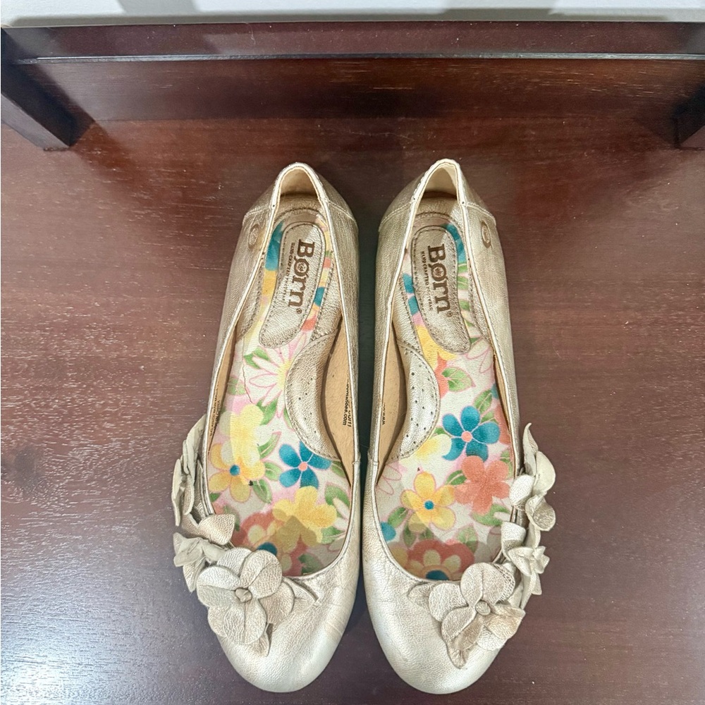 Born Women's Floral Embellished Champagne Flats